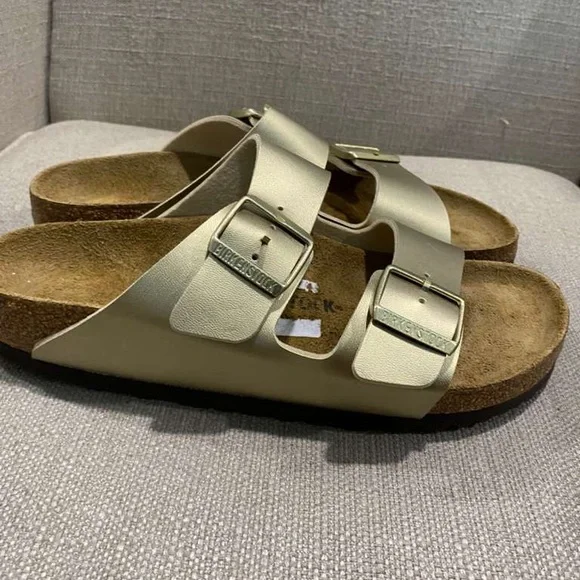 NEW Birkenstock Arizona Gold Slide Sandals Size 40 / 9 - Picture 4 of 9